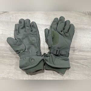 CH125 US Military Issue Foliage Green Intermediate Cold Wet Gloves M Medium Wide